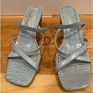 Lulus strappy summer heels baby blue women’s size 7